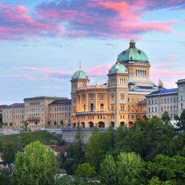 Fakten und Fachexpertise statt populistischer Polemik: Nationalrat setzt bei Gesundheitsversorgung von trans Personen auf fundierte Sachpolitik