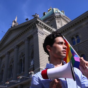 Neue Studie zur Gesundheit von LGBT-Personen in der Schweiz: Nun soll der Bundesrat rasch handeln!