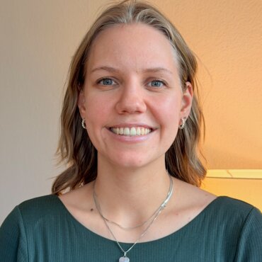 Julia Grell macht neu die Kommunikation bei Pink Cross